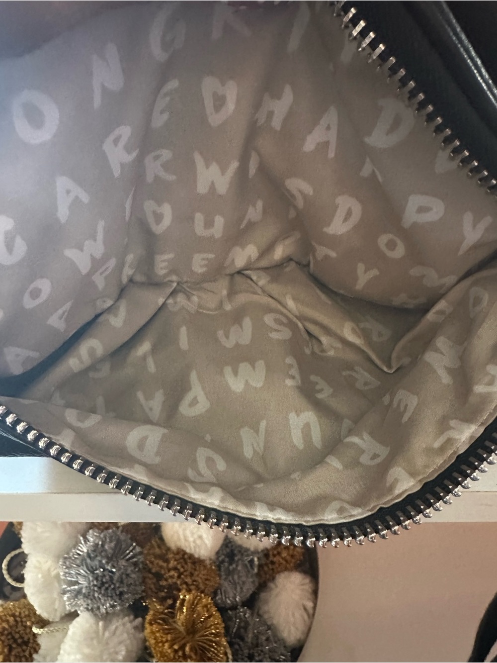 AIMEE KESTENBERG Cabo Sling Bag - Picture 3 of 13